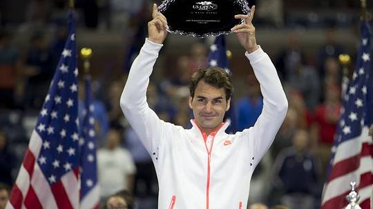 Sep 13, 2015; New York, NY, USA; Roger Federer (SUI) at the trophy presentation after the men
